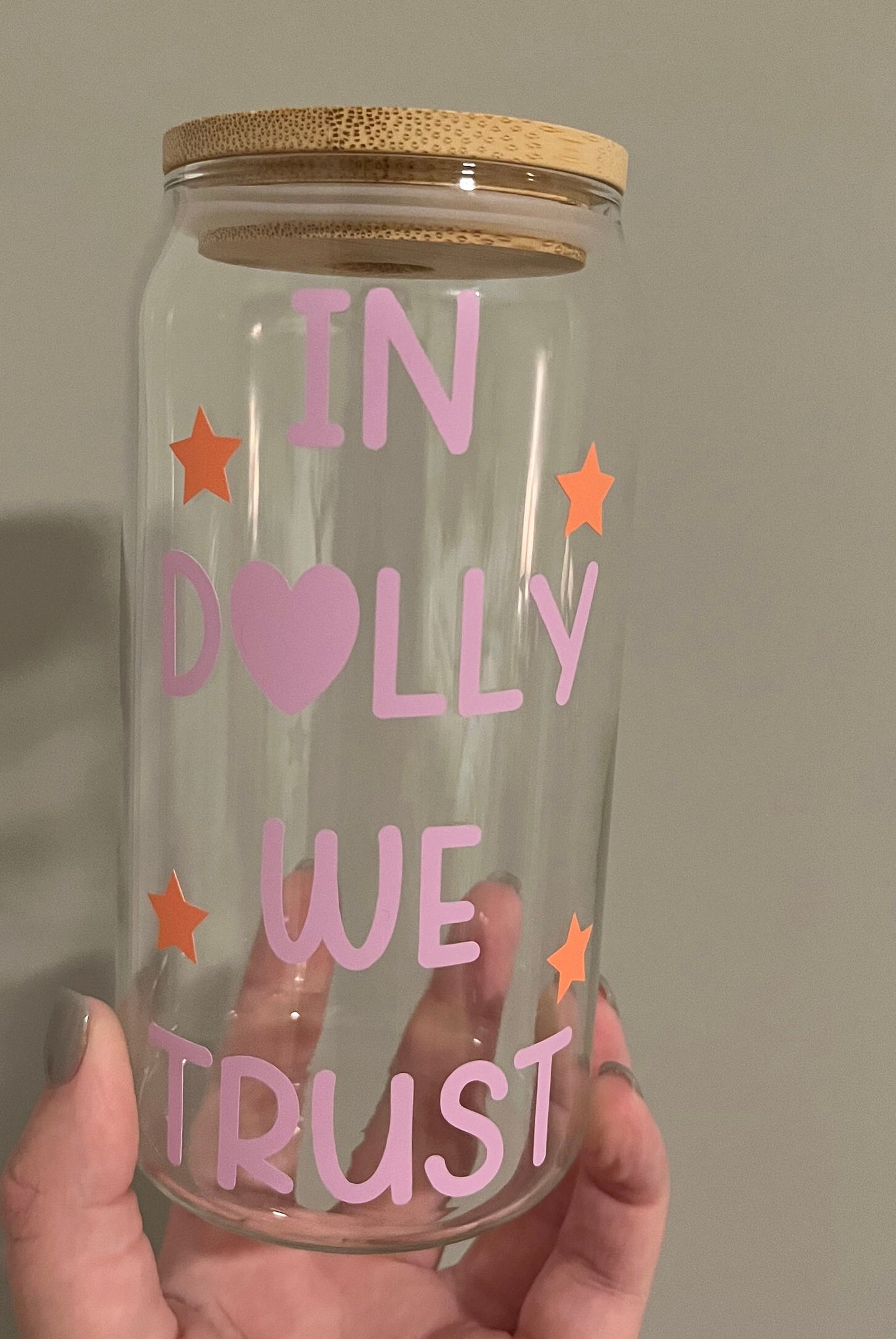 In Dolly We Trust Glass Cup 16oz